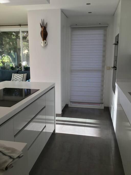 Alcazaba Blue Lagoon 3 Bedroom, Ground Floor Apartment 에스테포나 외부 사진