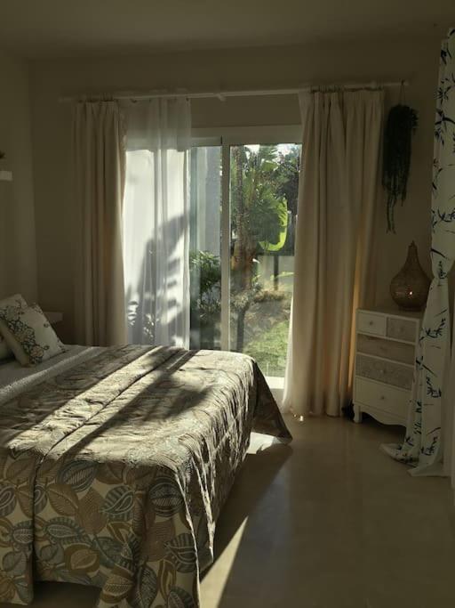 Alcazaba Blue Lagoon 3 Bedroom, Ground Floor Apartment 에스테포나 외부 사진